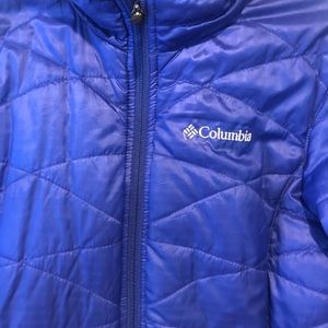 Columbia winter jacket great for outdoors